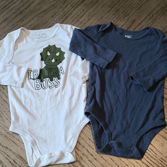 24 month boys long sleeve onsies - Picture 1 of 6
